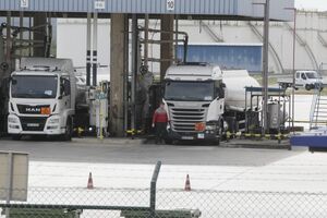 Motoristas em greve tentam impedir abastecimento de camiões-cisterna 