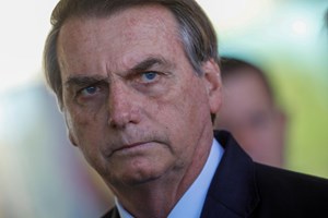 Bolsonaro faz exames para despistar cancro da pele