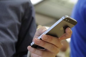 Hackers chineses intercetaram mensagens de texto de estrangeiros