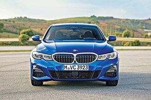 BMW 330i: Como todas as berlinas deviam ser