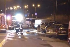 Incêndio destrói cinco carros na Amadora