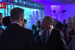 CofinaEditor_2019-09-26_08_01.057701936.mp4