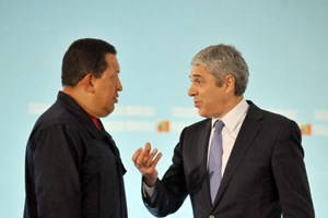 Contratos com Chávez durante Governo de Sócrates sob suspeita