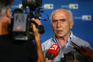 Eleições: CDU atribui abstenção às TV que atrofiam mentes e ao 'capitalismo desumano'