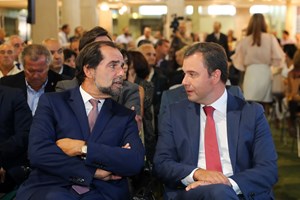 Governo de coligação PSD/CDS-PP toma posse na Madeira