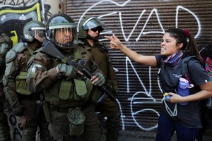 Los Prisioneros, a banda rock que inspira os protestos no Chile