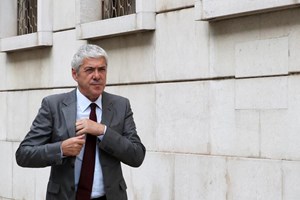 Dona do saco azul exige 73 milhões de euros a cinco acusados na Operação Marquês