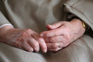 Idosas vítimas de violência doméstica encaminhadas para casa de abrigo