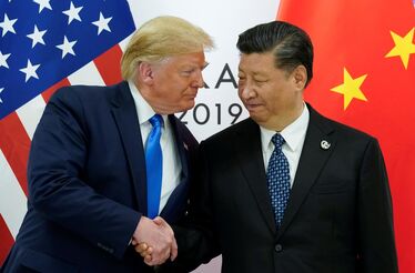 Tarifas: Trump suspende por 90 dias sobretaxas em importações da China