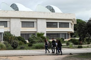 Professores do Ensino Superior em grupos de risco vão ser avaliados caso a caso