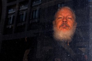 Prémio Sakharov. Assange: paladino pela verdade ou criminoso?