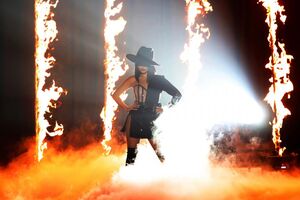 Becky G EMA MTV 