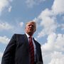 Trump desafia China e apoia Hong Kong com lei sobre direitos humanos