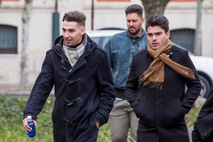 Três ex-futebolistas condenados a 38 anos de prisão por abusar de menor
