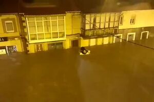 Situación Crítica por inundaciones en reinosa Cantabria.mp4