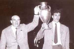 Bella Guttmann e José Águas