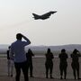 Ouça o estrondo que acordou Londres esta madrugada. O susto deveu-se à Força Aérea