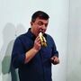 Banana presa a parede e vendida por 108 mil euros foi comida por outro artista