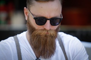 Tem barba ou bigode? É mais vulnerável ao coronavírus