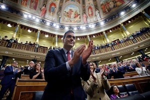 Pedro Sánchez investido primeiro-ministro pelo parlamento
