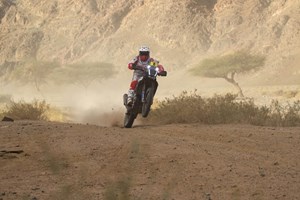 Dakar vai reduzir potência nas motos para evitar acidentes mortais