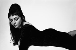 Angel Olsen com novo disco em agosto