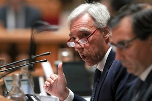 Forças Armadas terão 'contributo importante' na vacinação contra a Covid-19