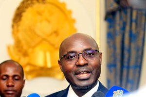 Rafael Marques quer PGR angolana a investigar facilitadores estrangeiros