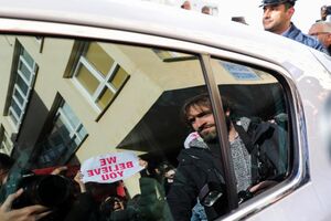 chipre jovem violada