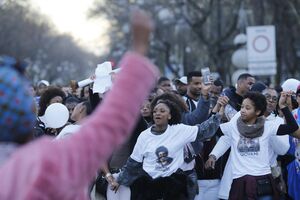"Grito de revolta": Marcha de homenagem a Gioviani "invade" a Avenida da Liberdade
