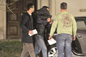 agente psp acusado pedofilia