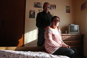 Estado retira seis filhos por doença da mãe