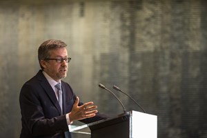 Moedas respeita decisão da IL mas diz que 'nada mudou' no projeto de mudança