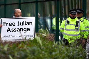 assange manif tribunal extradição