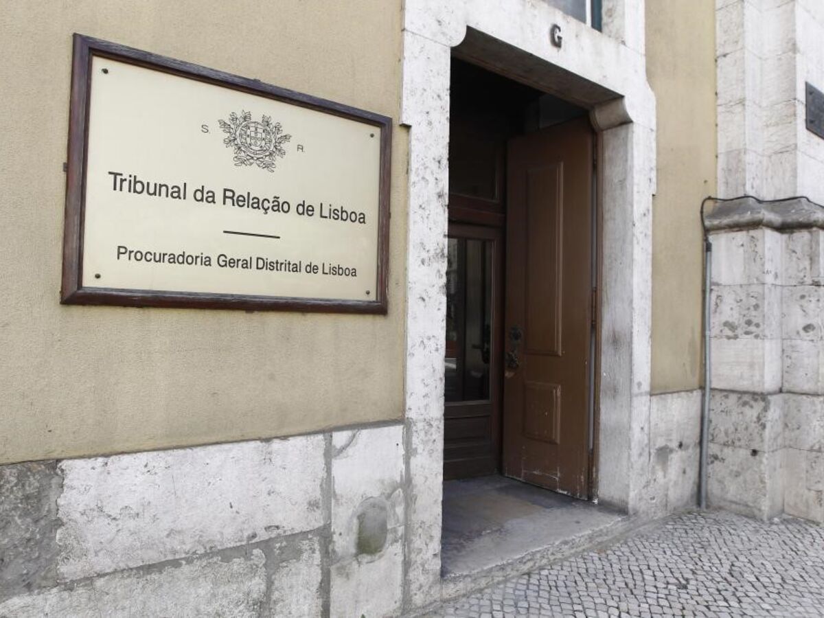 Relação suspeita de usar Inteligência Artificial (outra vez)