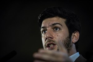 'O CDS não deu a mão ao PS', garante Francisco Rodrigues dos Santos