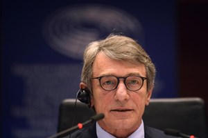 Presidente do Parlamento Europeu hospitalizado há vários dias com 'complicações graves'
