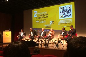 Ser contra a esquerda, mais do que pela direita