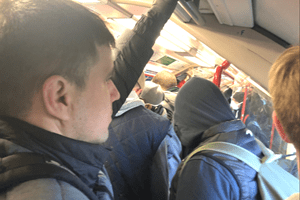 Coronavírus: Metro de Londres lotado durante pandemia