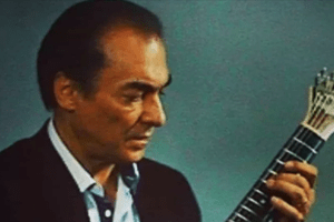 Morreu o guitarrista Carlos Gonçalves, que acompanhou Amália Rodrigues