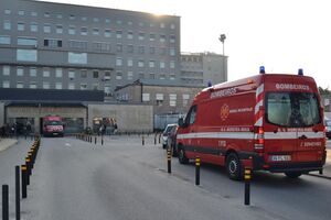 urgencias hospital são joão fachada