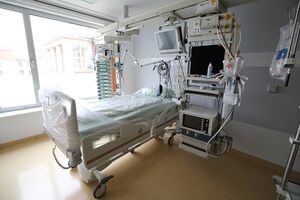 Cama Hospital preparada para doente com coronavírus