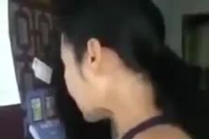 y2mate.com - Australian chiniese Women breaks quarantine in china by going a jog and is caught by policemen_SIDyrenMJa8_360p.mp4
