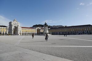 Ruas de Lisboa quase desertas