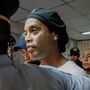 Após mais de cinco meses preso no Paraguai, Ronaldinho pode voltar ao Brasil