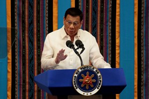 Duterte diz que filha vai candidatar-se à presidência das Filipinas