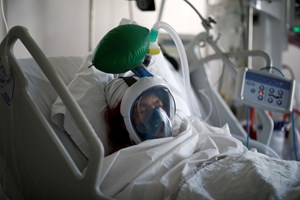 Coronavírus: Ventiladores já são partilhados em Nova Iorque