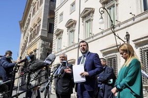 Covid-19: Extrema-direita italiana quer igrejas abertas na Páscoa