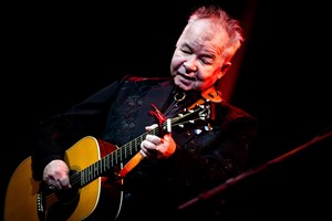 Coronavírus: Morreu John Prine, cantor folk da década de 70