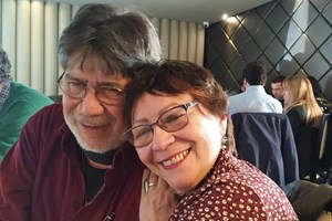 'Éramos tão felizes e não sabíamos'. O poema da mulher a Luis Sepúlveda 